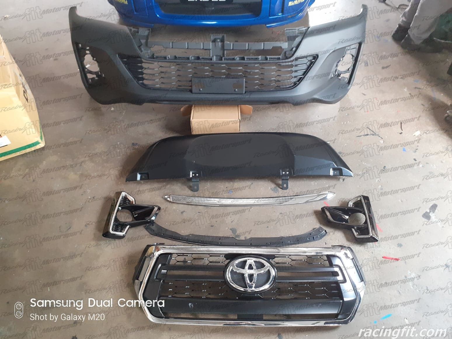 Toyota Hilux  Revo to Rocco Bumper bodykit